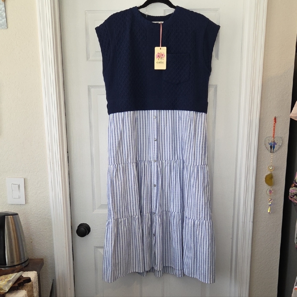 New ENTRO Navy And White Midi Dress Featuring Knit Textured Top And Flowy Bottom
